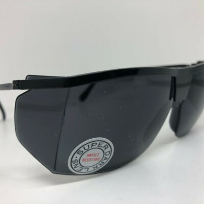Sunglasses with side shielding