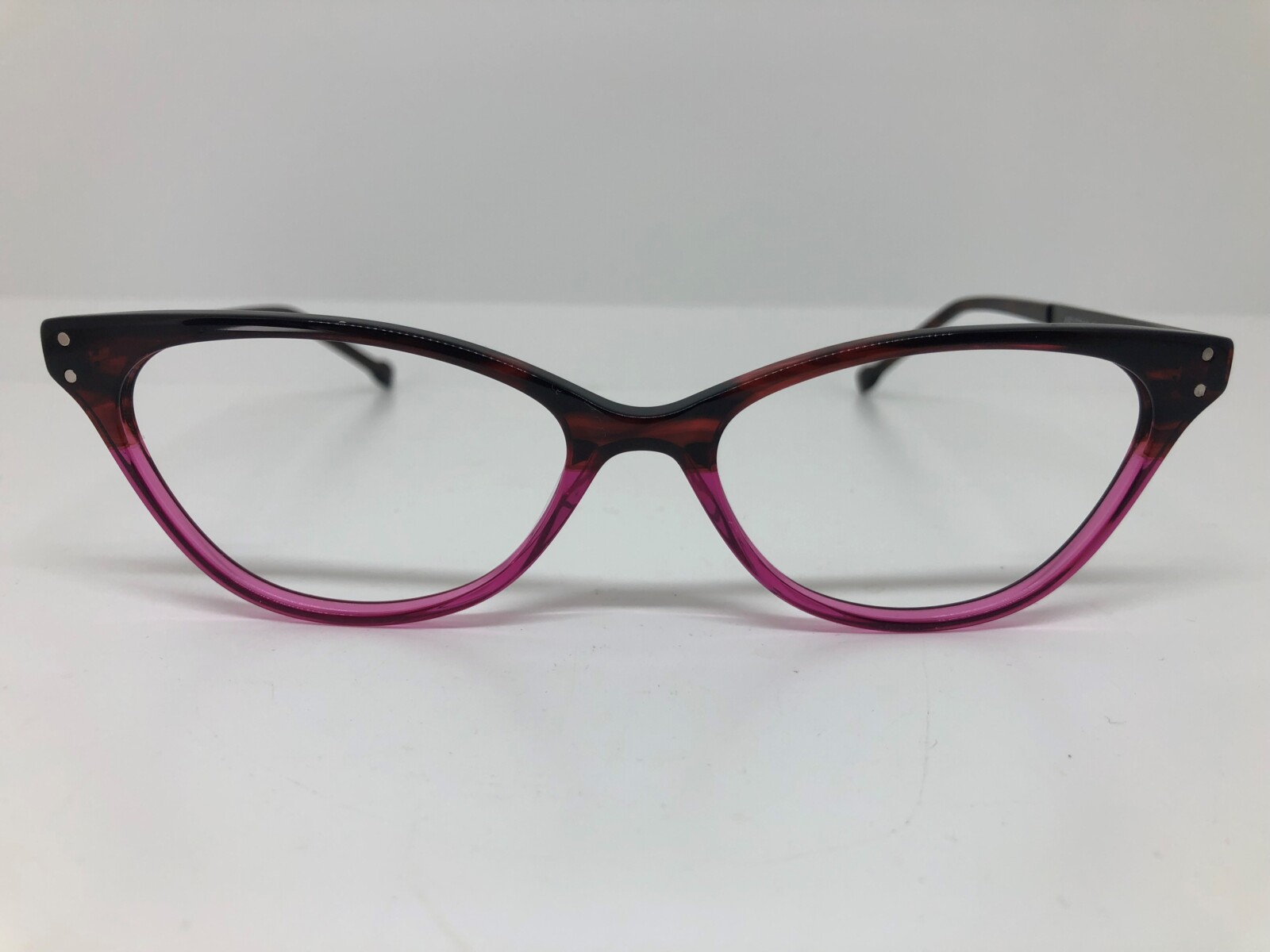 Mod 512 ” Cat eye” (with titanium temples)
